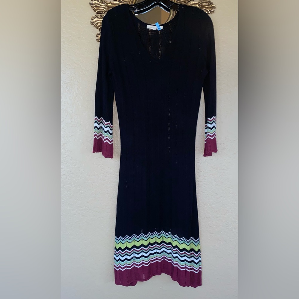 Black Knit Zig Zag Pattern Slightly Asymmetrical … - image 1